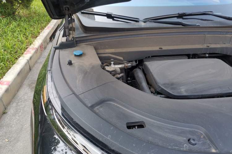 Used Li Auto L7 2025 Pro Smart Refresh Edition Engine Bay Right