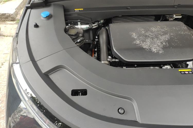 Used Li Auto L7 2025 Max Smart Refresh Edition Engine Bay Right