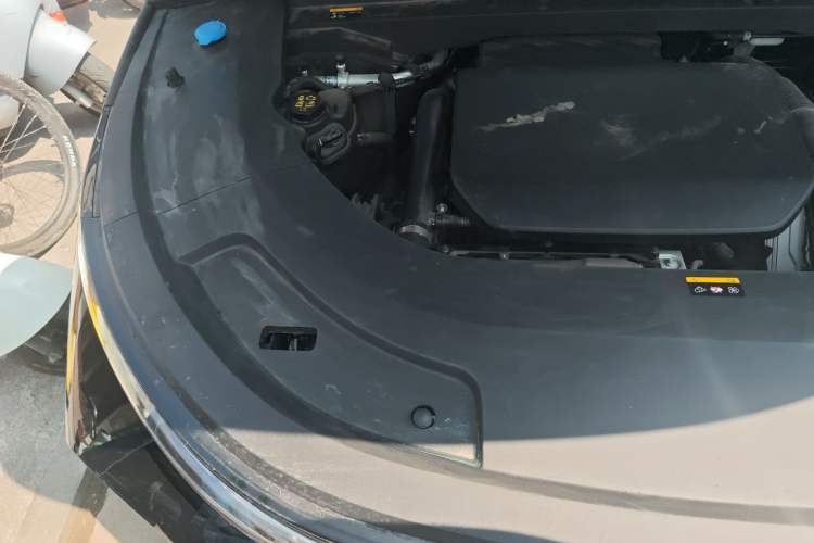 Used Li Auto L7 2025 Max Smart Refresh Edition Engine Bay Right