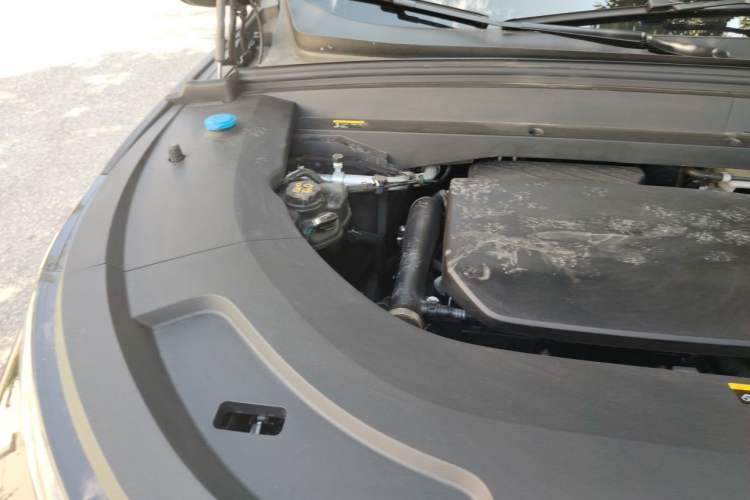 Used Li Auto L7 2025 Max Smart Refresh Edition Engine Bay Right