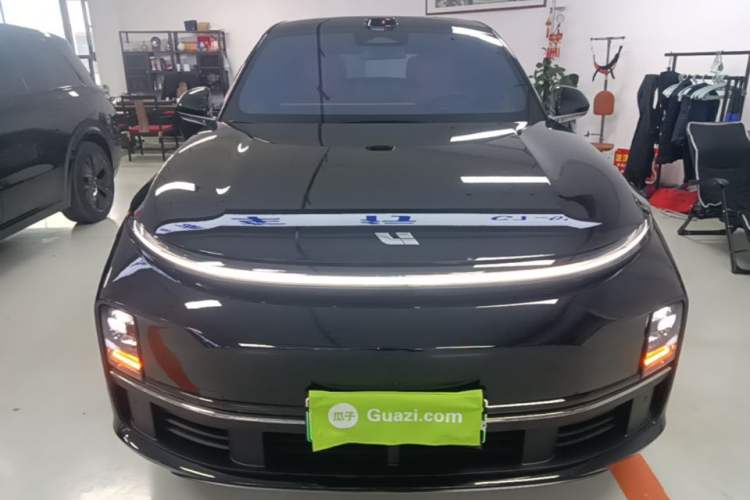 Used Li Auto L7 2025 Pro Smart Refresh Edition Front