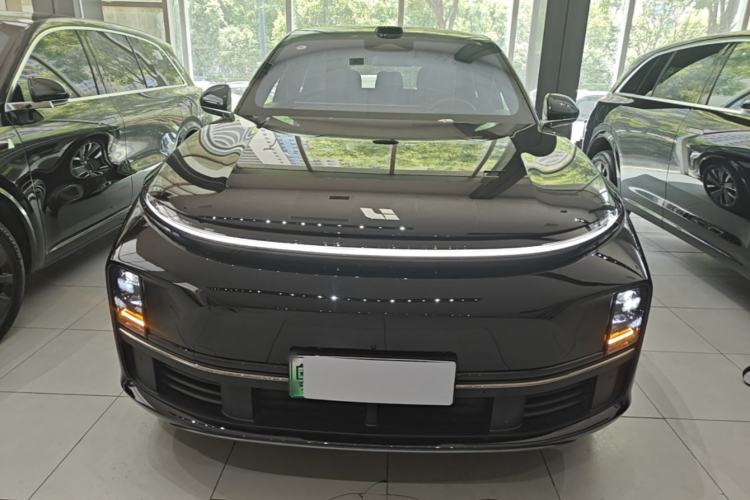 Used Li Auto L7 2025 Max Smart Refresh Edition Front