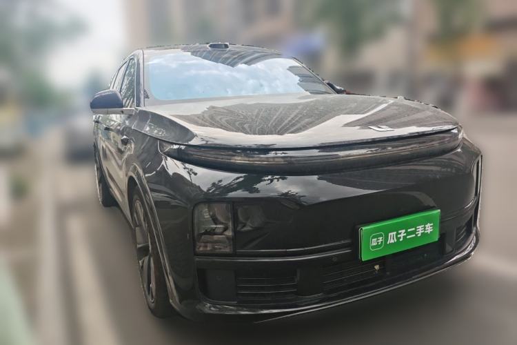 Used Li Auto L7 2025 Max Smart Refresh Edition Front Right 45 Deg