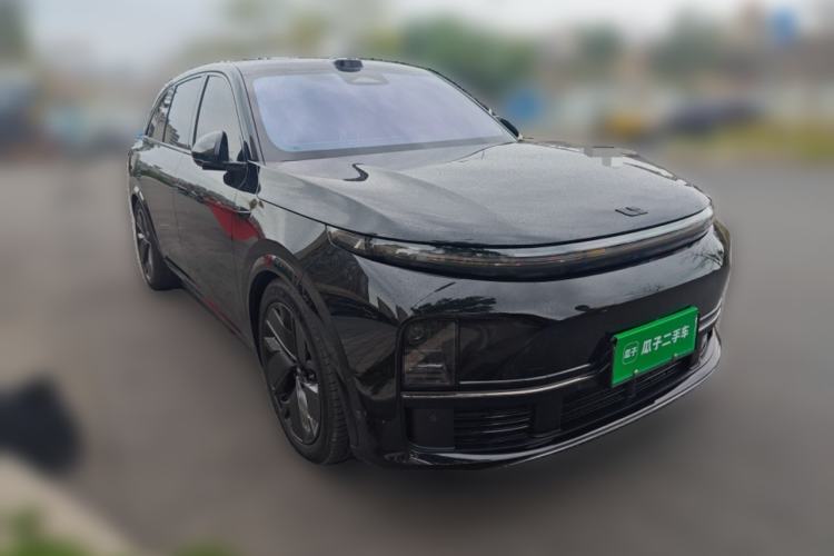 Used Li Auto L7 2025 Max Smart Refresh Edition Front Right 45 Deg