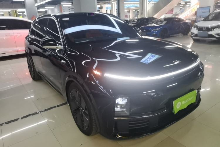 Used Li Auto L7 2025 Max Smart Refresh Edition Front Right 45 Deg