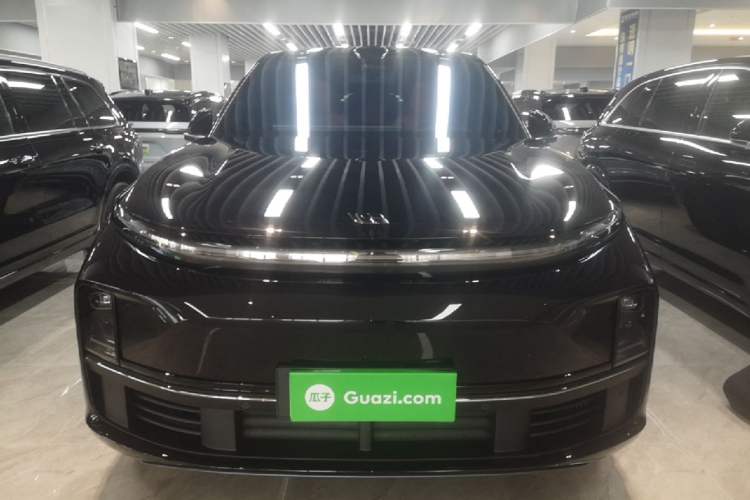 Used Li Auto L7 2025 Pro Smart Refresh Edition Front