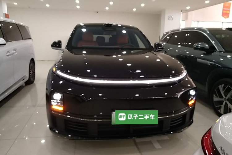 Used Li Auto L7 2025 Pro Smart Refresh Edition Front