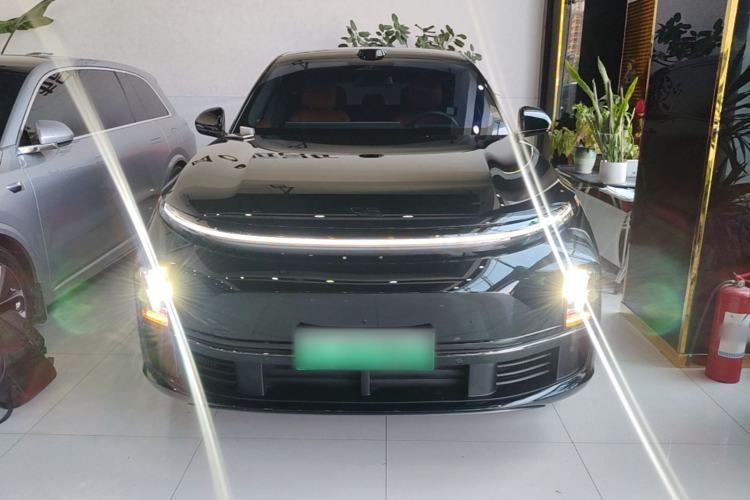 Used Li Auto L7 2025 Max Smart Refresh Edition Front