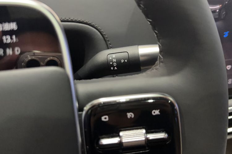 Used Li Auto L7 2025 Pro Smart Refresh Edition Gear Lever