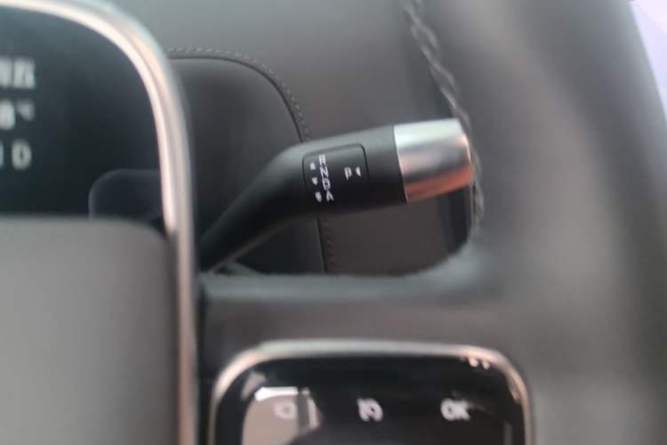 Used Li Auto L7 2025 Max Smart Refresh Edition Gear Lever