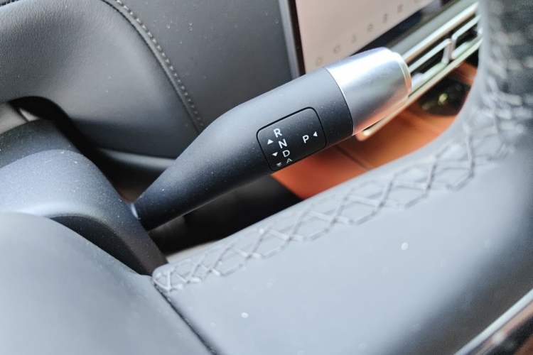 Used Li Auto L7 2025 Max Smart Refresh Edition Gear Lever