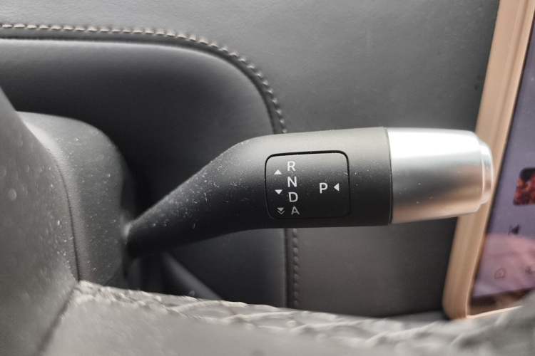 Used Li Auto L7 2025 Pro Smart Refresh Edition Gear Lever