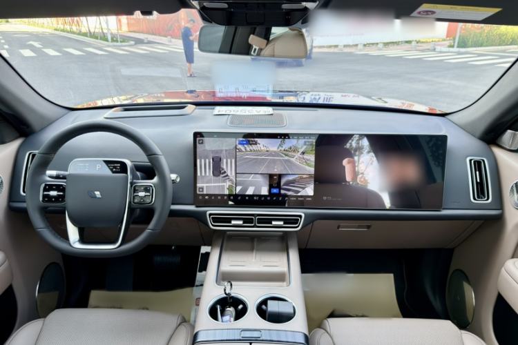 Used Li Auto L7 2025 Pro Smart Refresh Edition Interior 4