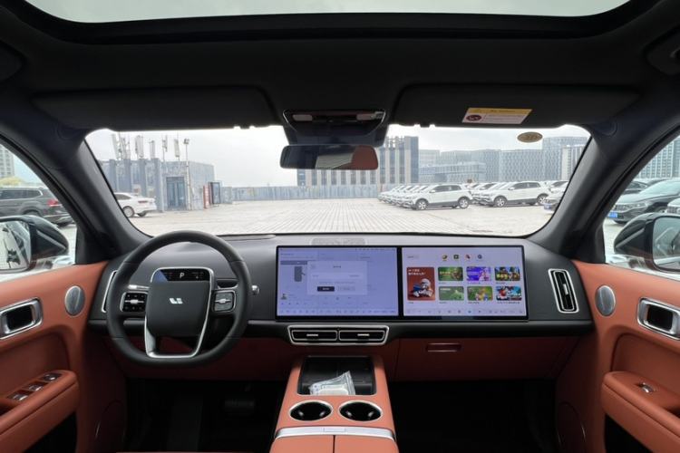 Used Li Auto L7 2025 Max Smart Refresh Edition Interior 4