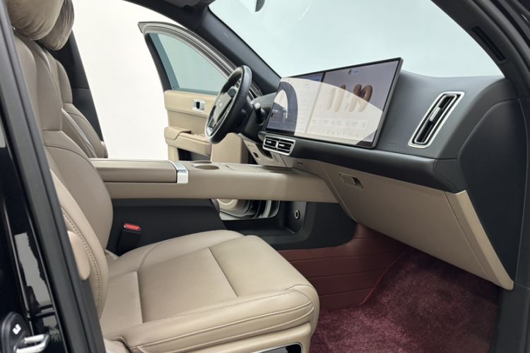 Used Li Auto L7 2025 Max Smart Refresh Edition Interior 4