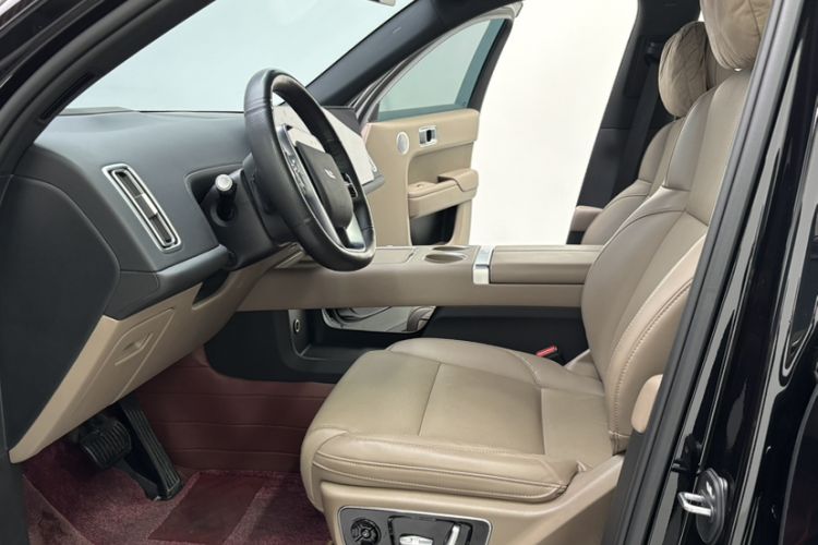 Used Li Auto L7 2025 Max Smart Refresh Edition Interior 8