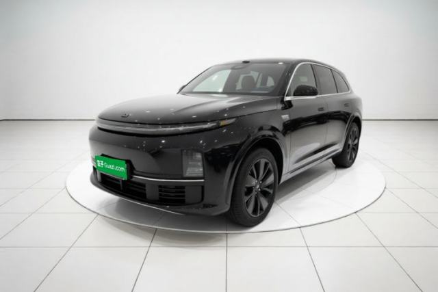 Ojetý Li Auto L7 2025 Max Smart Refresh Edition