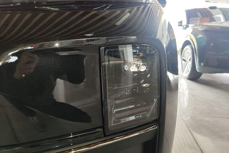 Used Li Auto L7 2025 Max Smart Refresh Edition Left Front Headlight