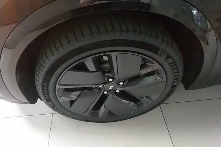 Used Li Auto L7 2025 Ultra Smart Refreshed Edition Left Front Wheel Hub