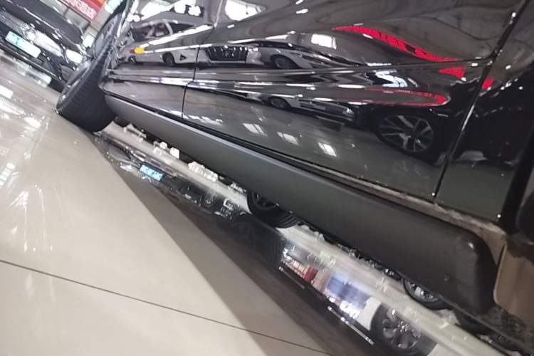 Used Li Auto L7 2025 Pro Smart Refresh Edition Left Side Sill