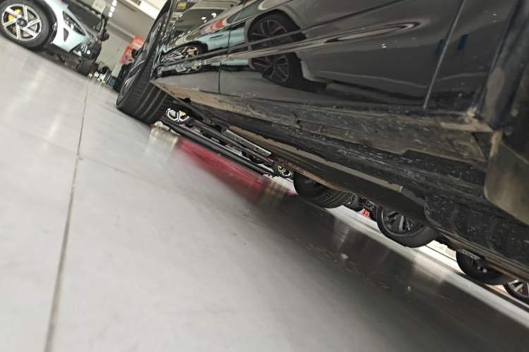 Used Li Auto L7 2025 Max Smart Refresh Edition Left Side Sill