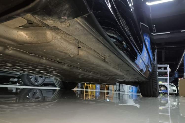 Used Li Auto L7 2025 Ultra Smart Refreshed Edition Left Side Sill