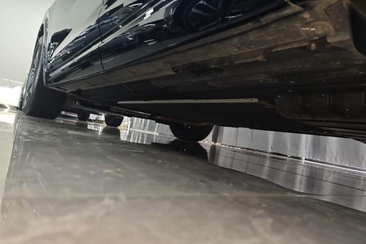 Used Li Auto L7 2025 Pro Smart Refresh Edition Left Side Sill