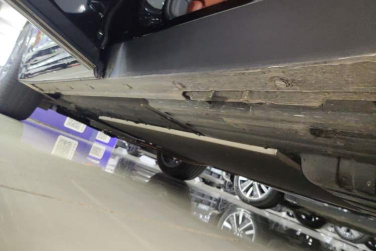 Used Li Auto L7 2025 Max Smart Refresh Edition Left Side Sill
