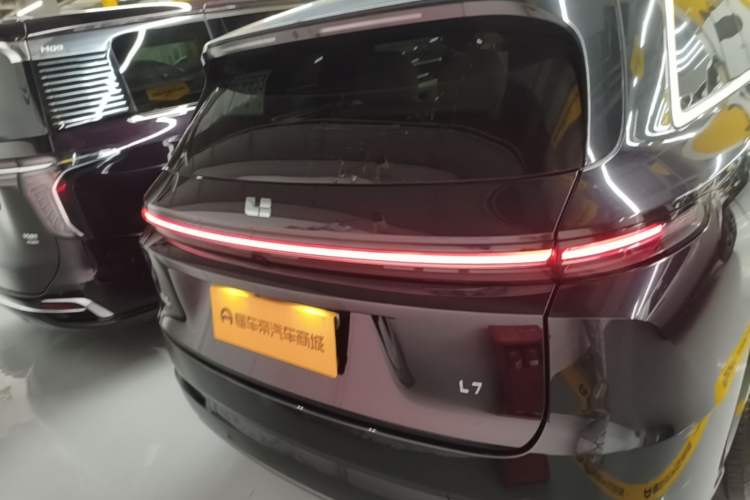 Used Li Auto L7 2025 Pro Smart Refresh Edition Rear