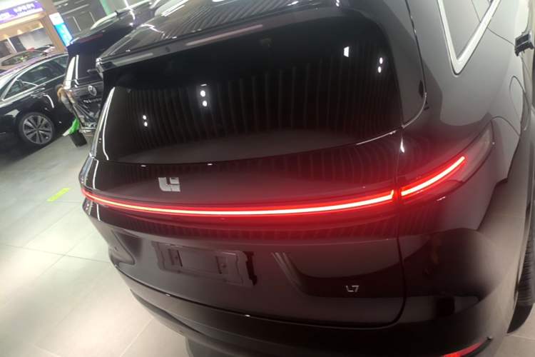 Used Li Auto L7 2025 Ultra Smart Refreshed Edition Rear
