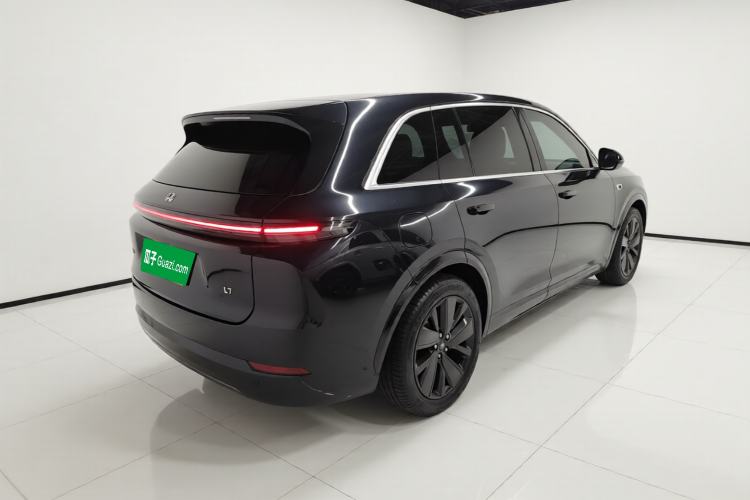 Used Li Auto L7 2025 Pro Smart Refresh Edition Rear Right 45 Deg