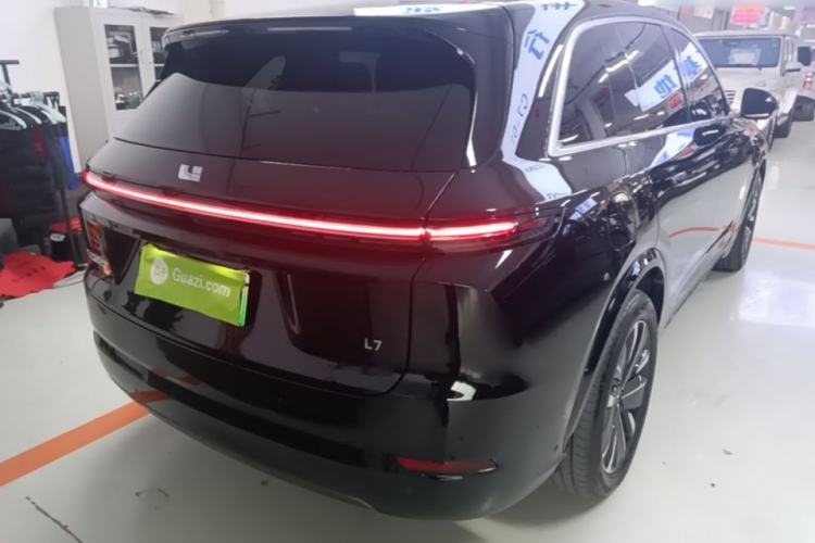 Used Li Auto L7 2025 Pro Smart Refresh Edition Rear Right 45 Deg