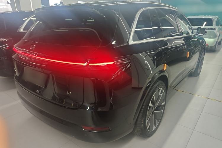 Used Li Auto L7 2025 Ultra Smart Refreshed Edition Rear Right 45 Deg