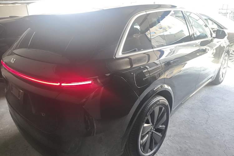 Used Li Auto L7 2025 Max Smart Refresh Edition Rear Right 45 Deg
