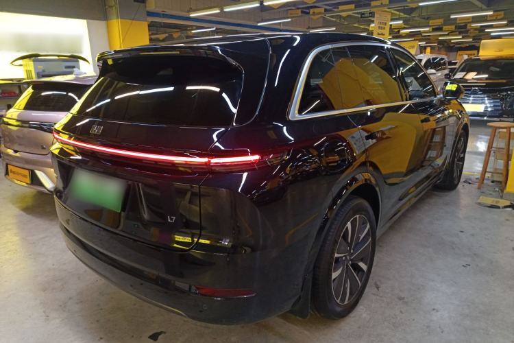 Used Li Auto L7 2025 Max Smart Refresh Edition Rear Right 45 Deg