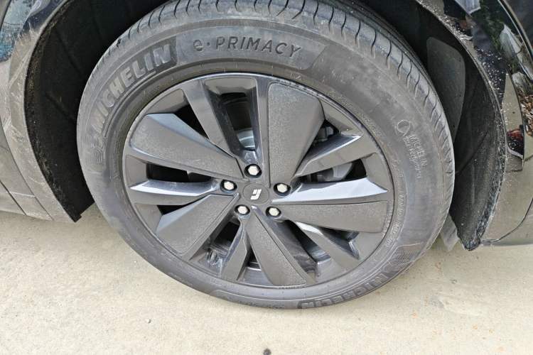 Used Li Auto L7 2025 Max Smart Refresh Edition Right Front Wheel Hub