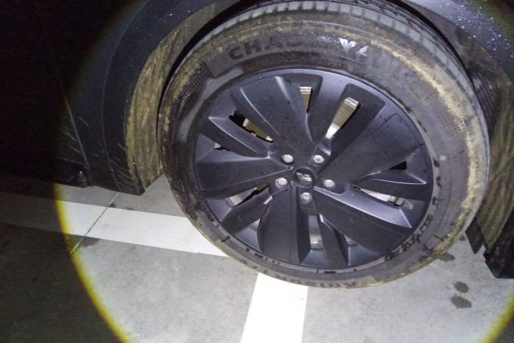 Used Li Auto L7 2025 Max Smart Refresh Edition Right Front Wheel Hub