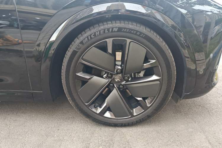 Used Li Auto L7 2025 Max Smart Refresh Edition Right Front Wheel Hub