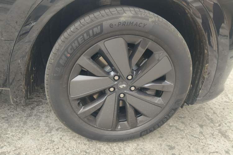 Used Li Auto L7 2025 Pro Smart Refresh Edition Right Front Wheel Hub