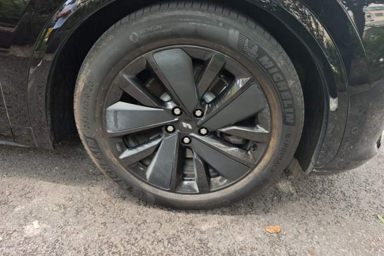 Used Li Auto L7 2025 Pro Smart Refresh Edition Right Front Wheel Hub