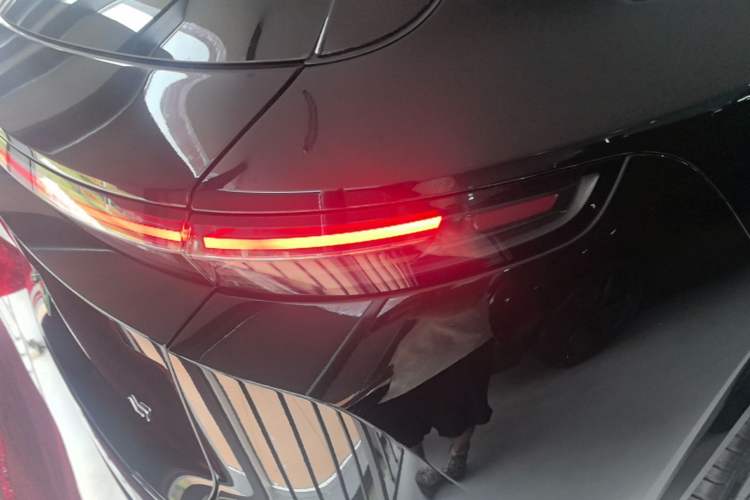 Used Li Auto L7 2025 Max Smart Refresh Edition Right Rear Taillight