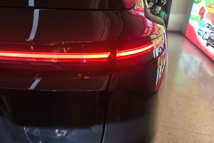 Used Li Auto L7 2025 Max Smart Refresh Edition Right Rear Taillight