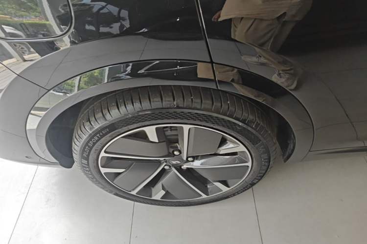 Used Li Auto L7 2025 Max Smart Refresh Edition Right Rear Wheel Hub