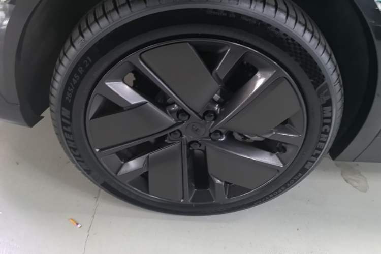 Used Li Auto L7 2025 Max Smart Refresh Edition Right Rear Wheel Hub