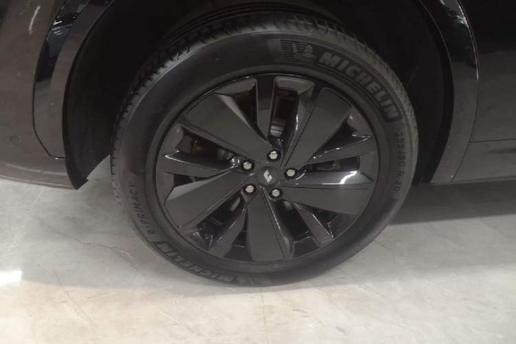 Used Li Auto L7 2025 Pro Smart Refresh Edition Right Rear Wheel Hub