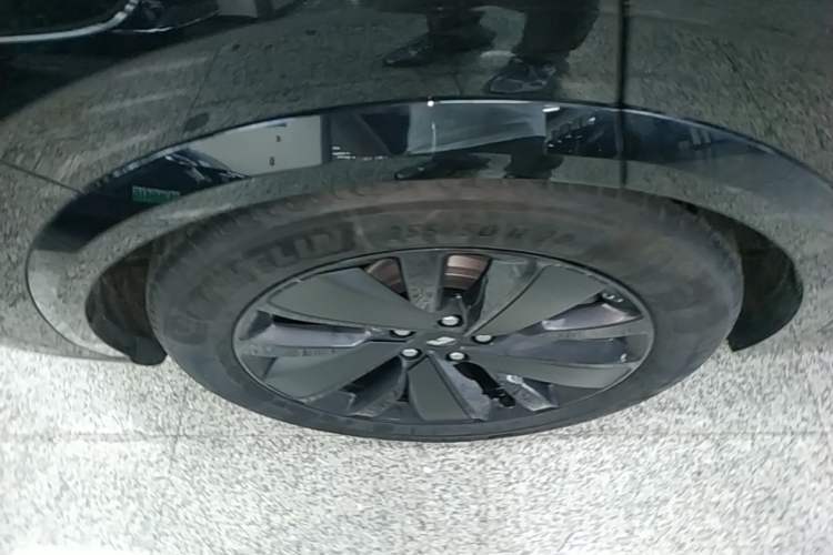 Used Li Auto L7 2025 Max Smart Refresh Edition Right Rear Wheel Hub