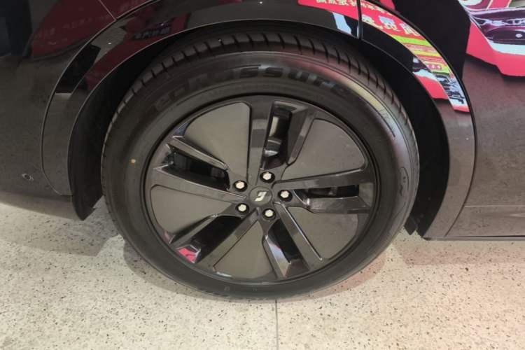 Used Li Auto L7 2025 Max Smart Refresh Edition Right Rear Wheel Hub
