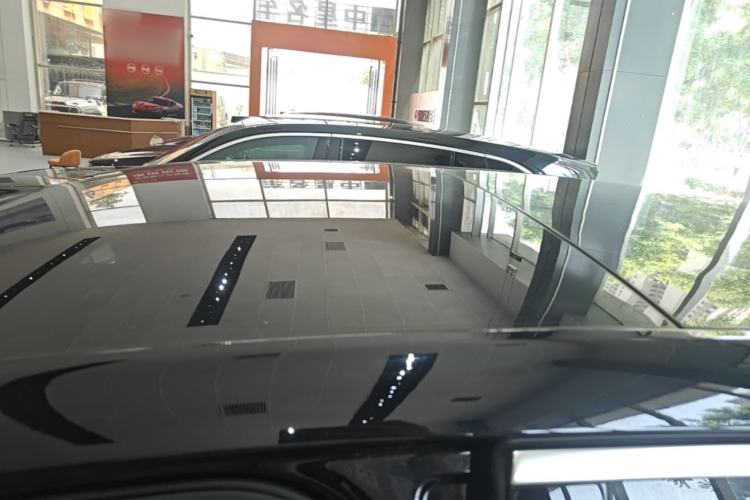 Used Li Auto L7 2025 Max Smart Refresh Edition Roof