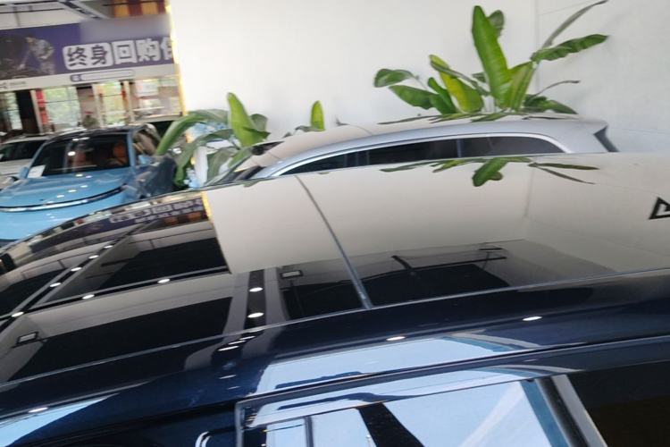 Used Li Auto L7 2025 Max Smart Refresh Edition Roof