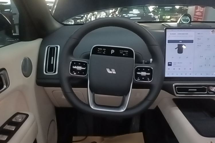 Used Li Auto L7 2025 Max Smart Refresh Edition Steering Wheel